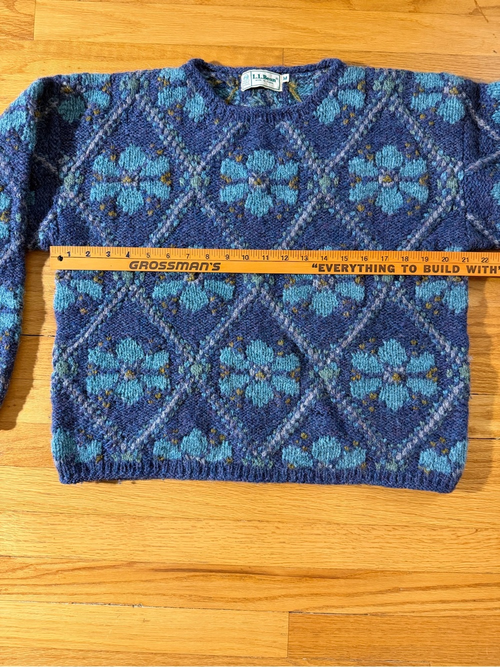 L.L. Bean Wool Vintage Blue Floral Diamond-Pattern Crewneck Sweater - Picture 4 of 5